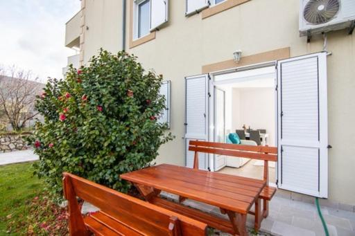 Apartments Savic แฮร์เซ็ก-โนวี ภายนอก รูปภาพ